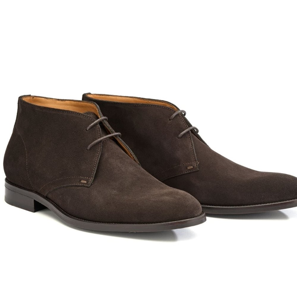 Dark brown Chukka boots 100% leather from French brand Bexley, size 8